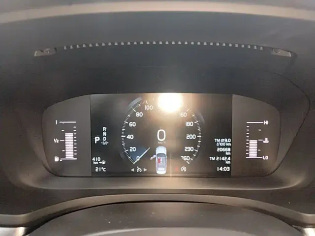 Volvo S60 — Фото автомобиля 11