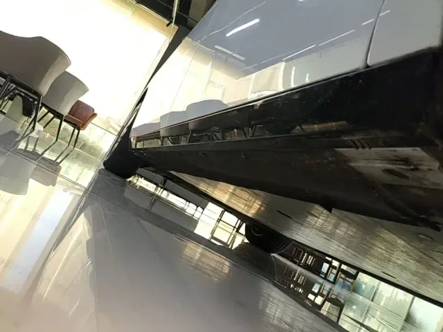 Li Auto MEGA — Фото автомобиля 20