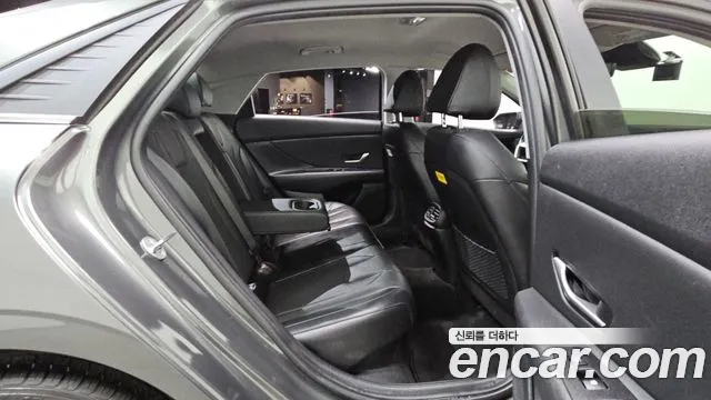 Hyundai Avante CN7 — Фото автомобиля 18