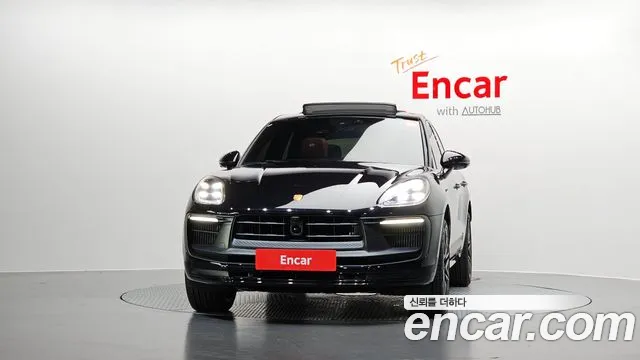 Porsche Macan — Фото автомобиля 3