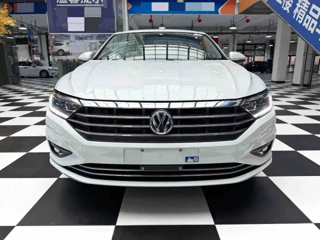 Volkswagen Sagitar — Фото автомобиля 2