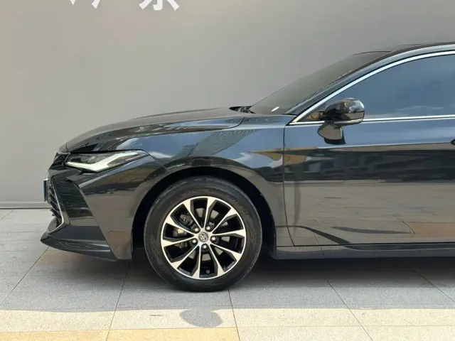 Toyota Avalon — Фото автомобиля 5