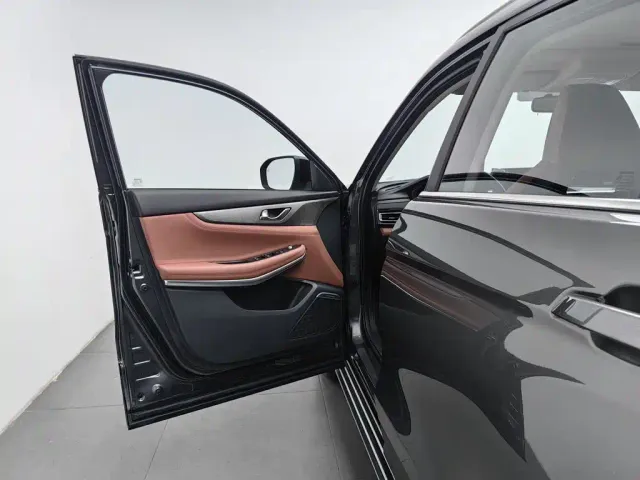 Changan CS75 — Фото автомобиля 8