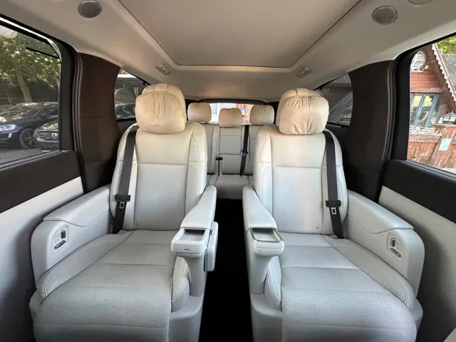 Li Auto MEGA — Фото автомобиля 28