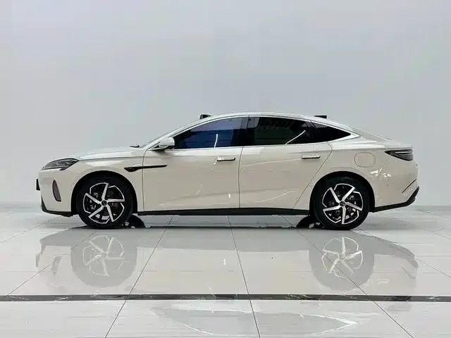 BYD Seal 07 DM-i — Фото автомобиля 6