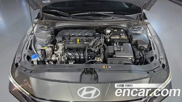 Hyundai Avante CN7 — Фото автомобиля 6