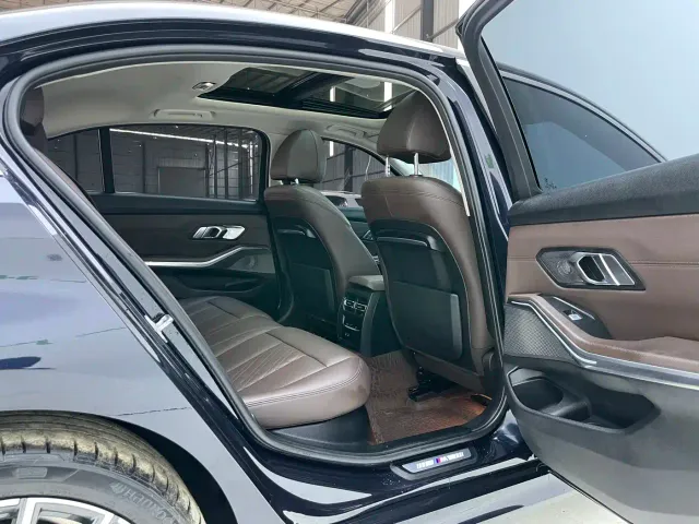 BMW 3 Series — Фото автомобиля 15