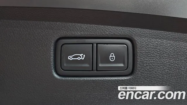 Genesis GV70 2.5T Бензин AWD — Фото автомобиля 27