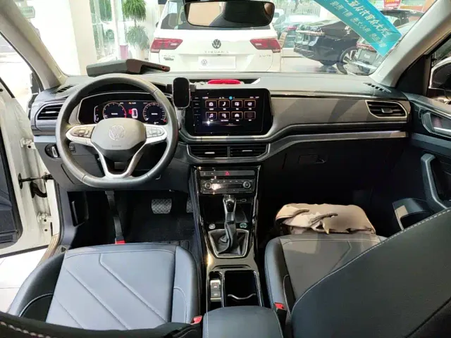 Volkswagen Tharu — Фото автомобиля 9