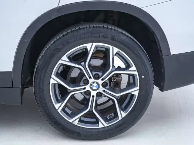 BMW X1 — Фото автомобиля 11