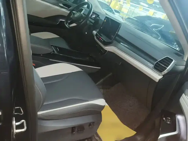 Volkswagen ID.6 Crozz — Фото автомобиля 24