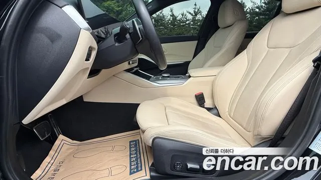 BMW 3-Series 3 серия (G20) 320i M Sport — Фото автомобиля 10