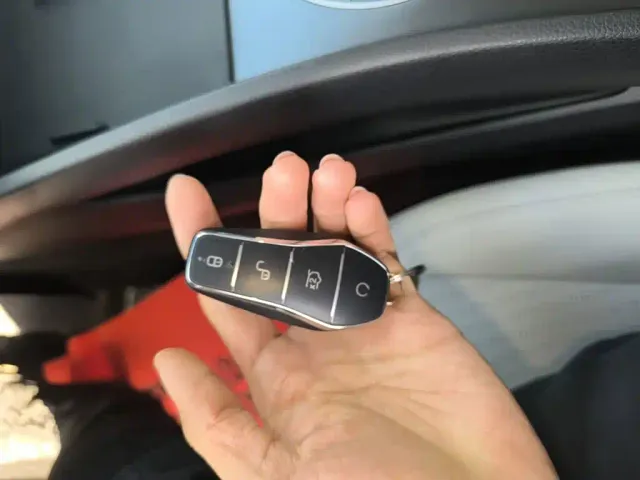 BYD Seal 05 DM-i — Фото автомобиля 8