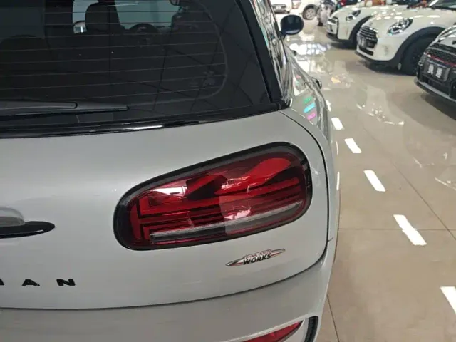 MINI JCW CLUBMAN — Фото автомобиля 7