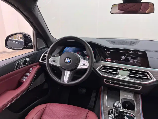 BMW X5 — Фото автомобиля 14