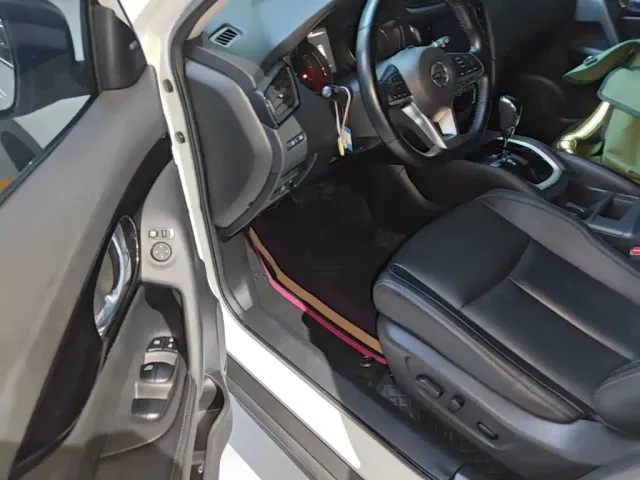 Nissan X-Trail — Фото автомобиля 15