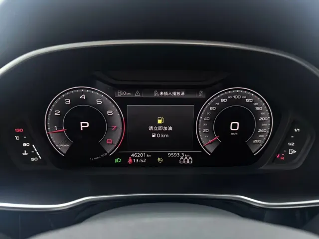 Audi Q3 — Фото автомобиля 8