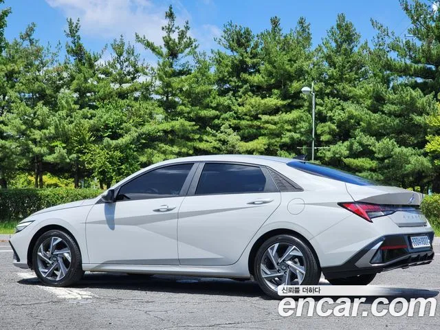 Hyundai AVANTE Новый Avante (CN7) 1.6 LPi (Для проката) — Фото автомобиля 6