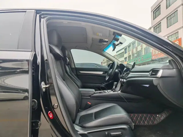Honda Accord — Фото автомобиля 5