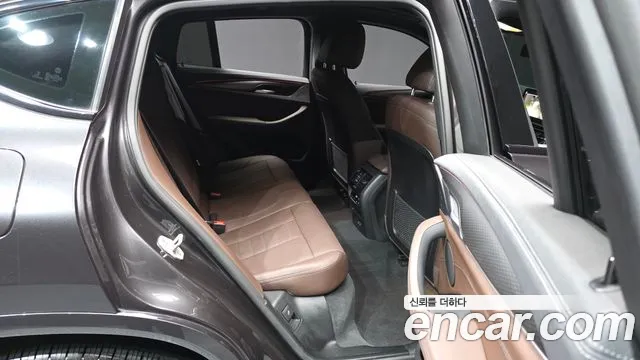 BMW X4 xDrive20i M Sport — Фото автомобиля 11