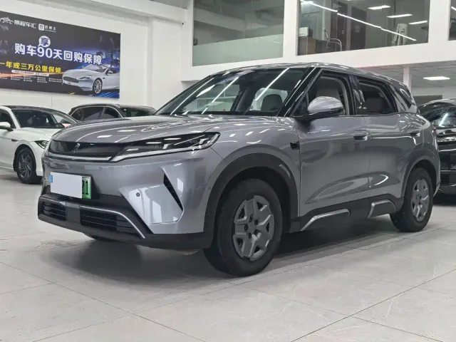 Фотография автомобиля — BYD Yuan UP