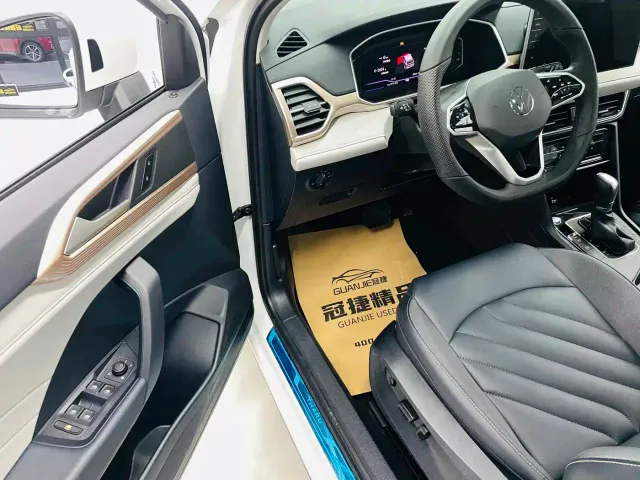 Volkswagen Tharu — Фото автомобиля 5