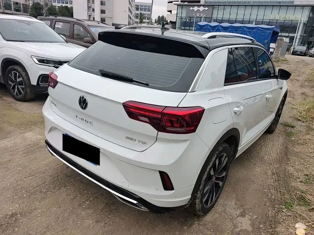 Volkswagen T-Roc — Фото автомобиля 6