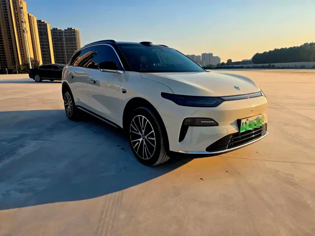Leapmotor C11 — Фото автомобиля 2