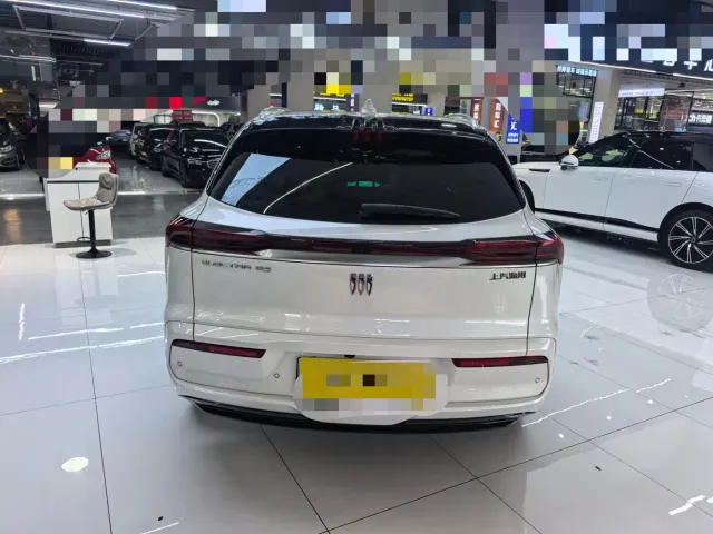 Buick E5 — Фото автомобиля 19