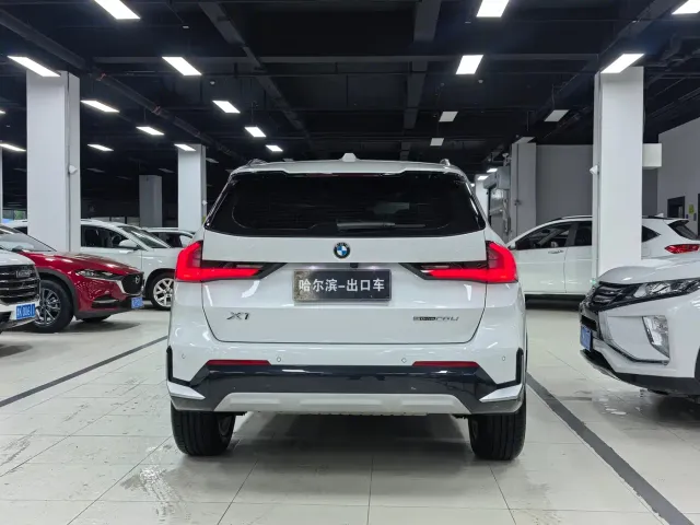 BMW X1 — Фото автомобиля 24