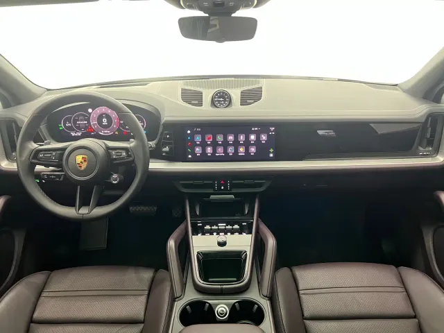 Porsche Cayenne — Фото автомобиля 15