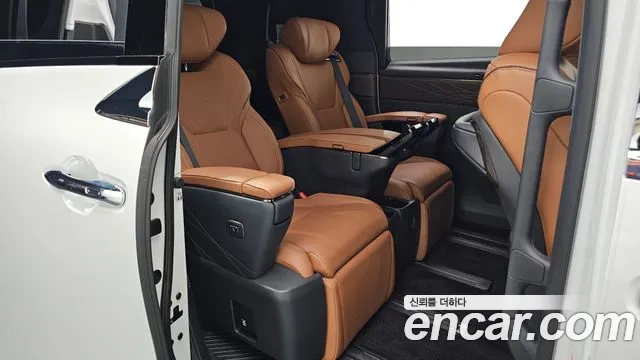 Toyota Alphard — Фото автомобиля 20
