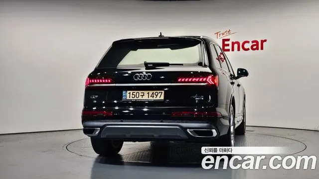 Audi Q7 45 TDI quattro Premium — Фото автомобиля 3
