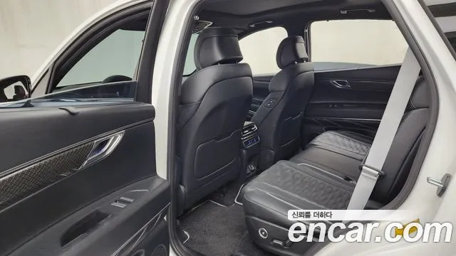 Genesis GV80 — Фото автомобиля 25