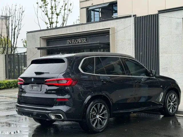 BMW X5 — Фото автомобиля 7
