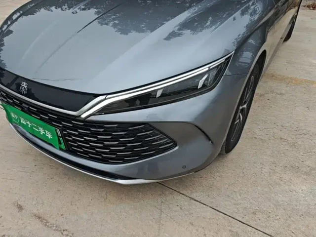 BYD Qin L — Фото автомобиля 23