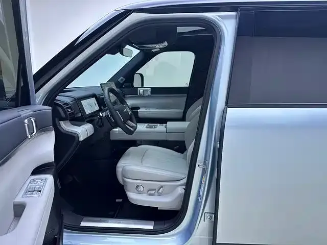 BYD FangChengBao Titanium 7 — Фото автомобиля 12