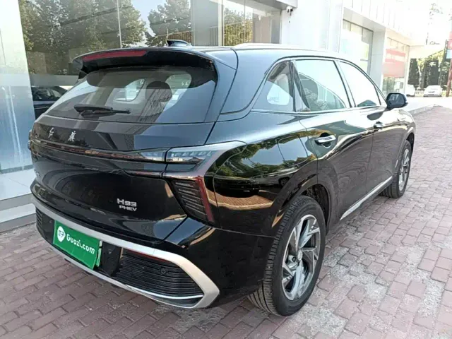 Hongqi HS3 PHEV — Фото автомобиля 6