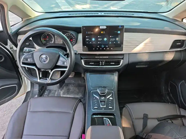BYD Song MAX — Фото автомобиля 5