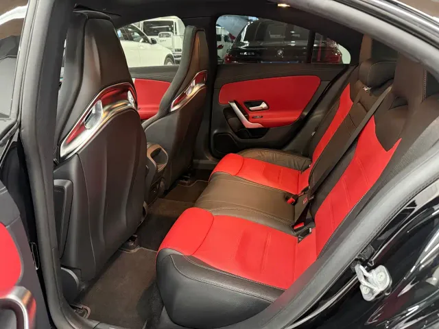 Mercedes-Benz CLA-Class AMG — Фото автомобиля 9