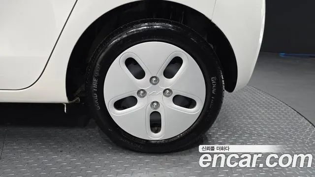 Kia RAY Новый Kia Ray Фургон — Фото автомобиля 5