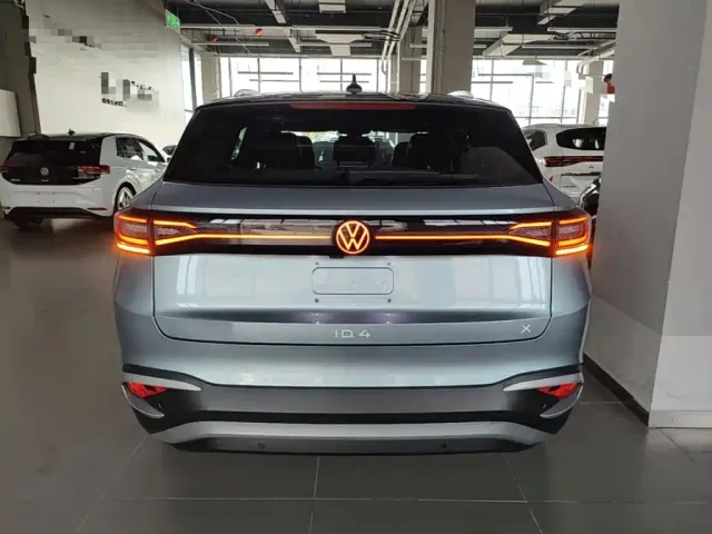 Volkswagen ID.4 X — Фото автомобиля 5