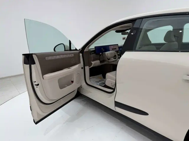 IM Motors IM LS6 2026 Pure Electric Max — Фото автомобиля 15