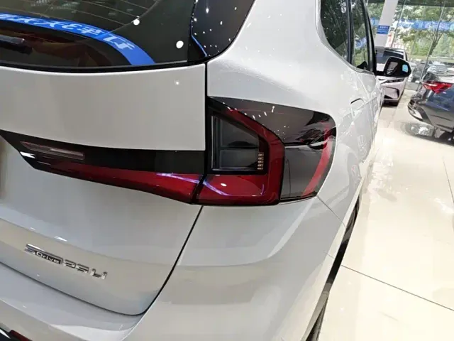 BMW X1 — Фото автомобиля 7