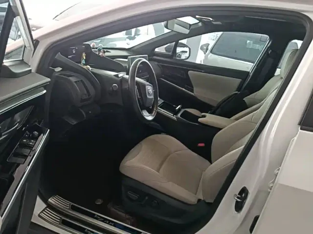 Toyota FAW Toyota bZ4X — Фото автомобиля 15