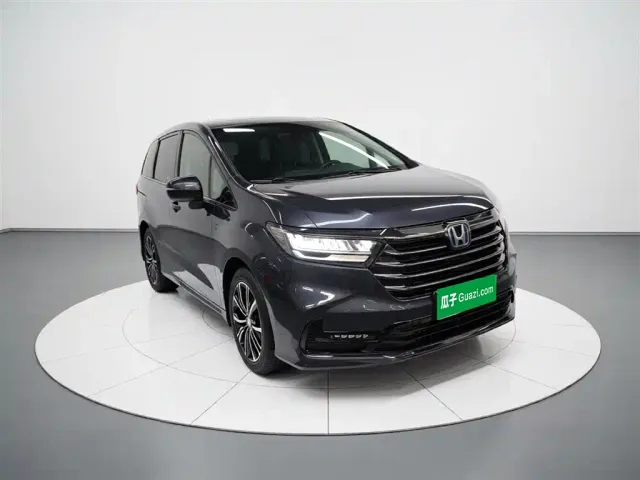 Honda Odyssey — Фото автомобиля 3