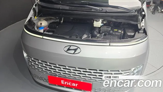 Hyundai Staria Staria 4WD Tourer 9 мест — Фото автомобиля 25