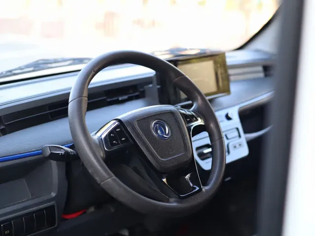 Dongfeng Yufeng EM27 — Фото автомобиля 12