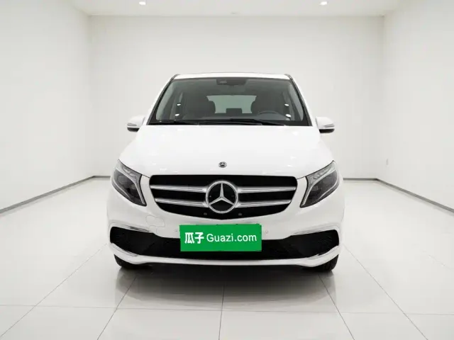 Mercedes-Benz V-Class — Фото автомобиля 2