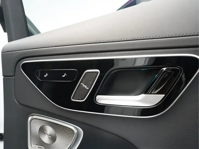 Mercedes-Benz C-Class — Фото автомобиля 19